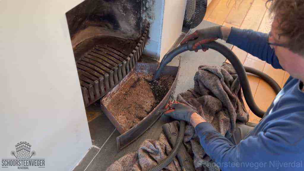 Prijs schoorsteenvegen Nijverdal schouw reinigen Prijs schoorsteenvegen Nijverdal schouw reinigen